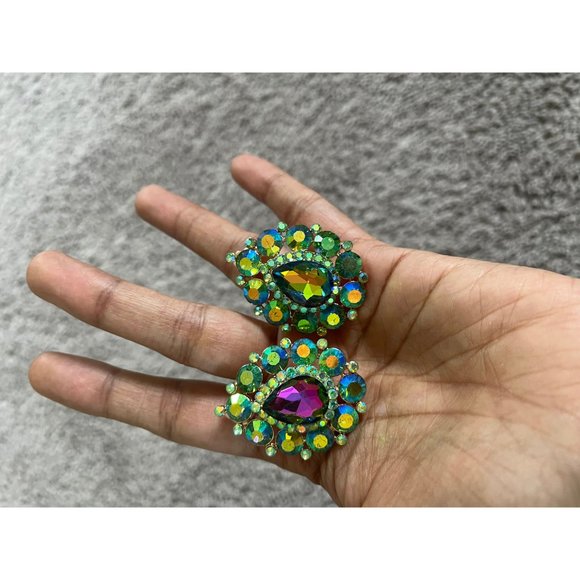 Clip on Aurora stud big rainbow earring teardrop rainbow vintage rhinestone - Picture 6 of 7